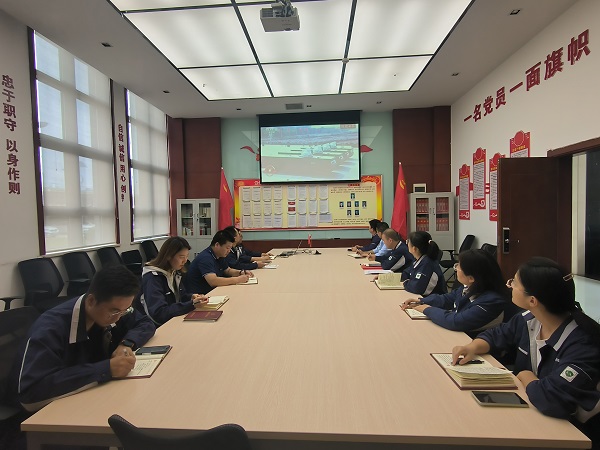 1756946673876252.jpeg 會議照片.jpg